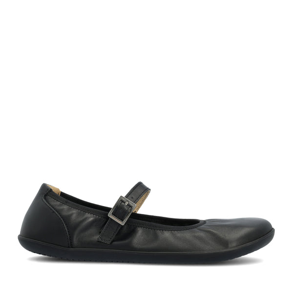 Black || Barefoot
