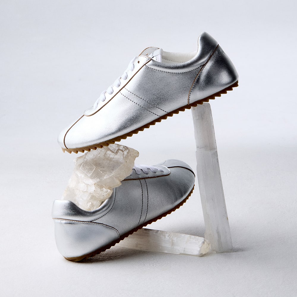 Metallic Silver || Barefoot