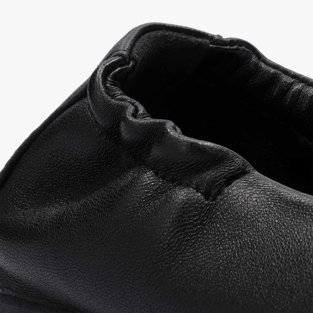 Black || Barefoot