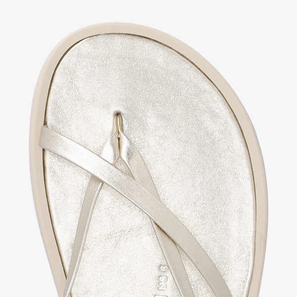 Champagne || Barefoot