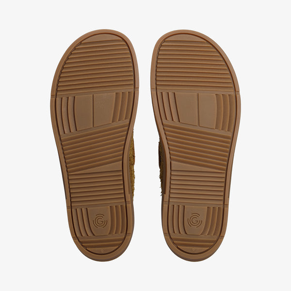 Ochre Brown || Barefoot