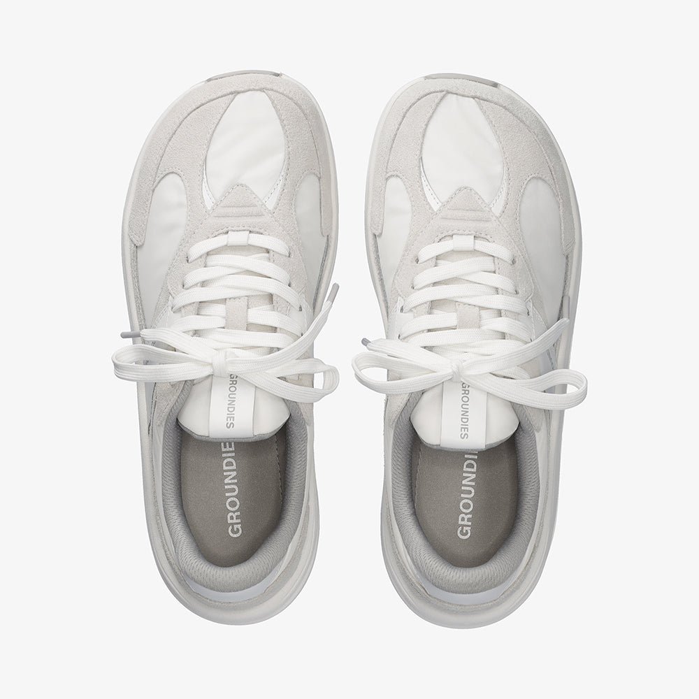 White || Barefoot