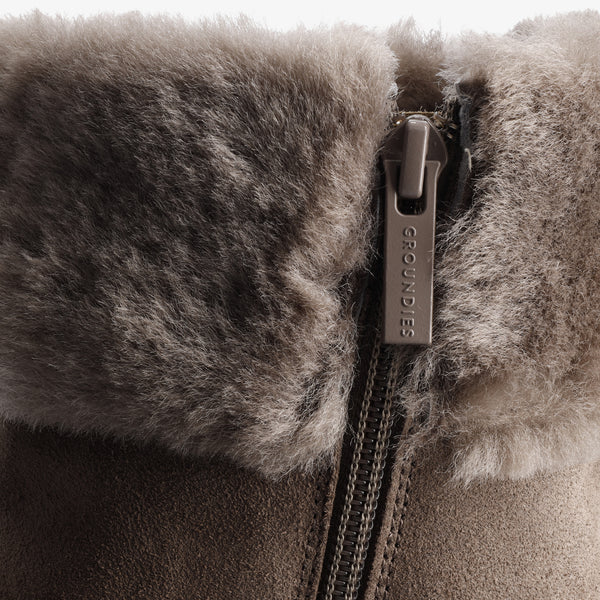 Taupe