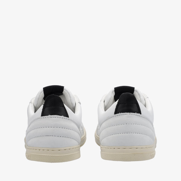 White/Black || Barefoot