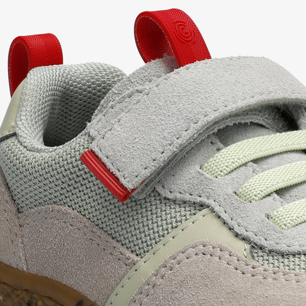 Sage Green/Red || Barefoot