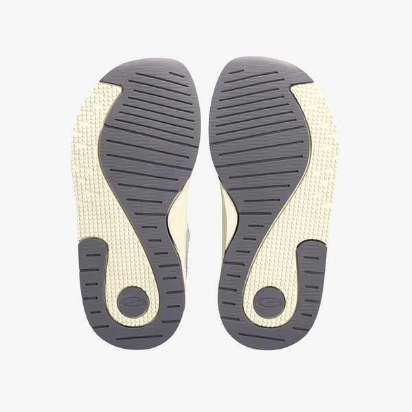 White/Silver/Black || Barefoot