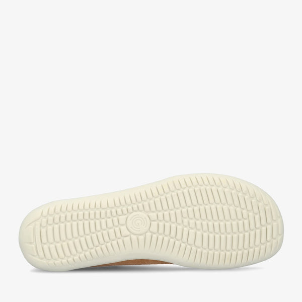 Cognac || Barefoot