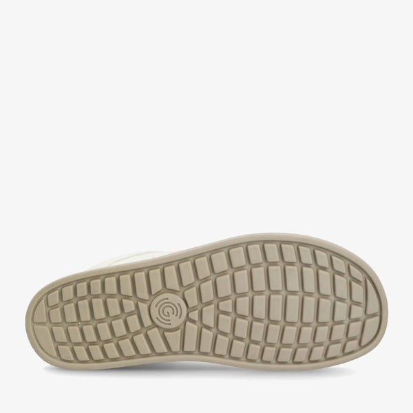 Off-White || Barefoot