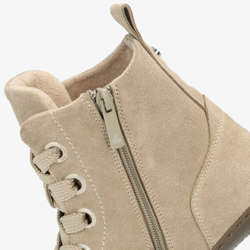 Beige || Barefoot