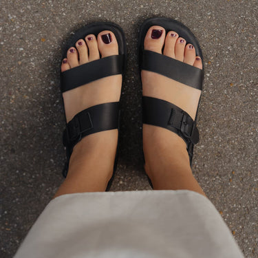 Black || Barefoot