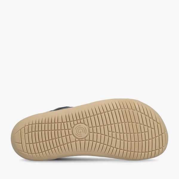 Schwarz || Barefoot+