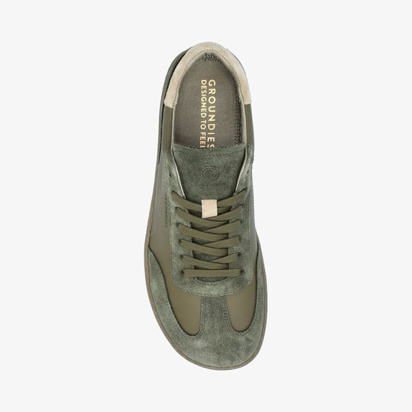 Khaki || Barefoot