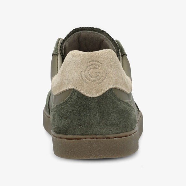 Khaki || Barefoot