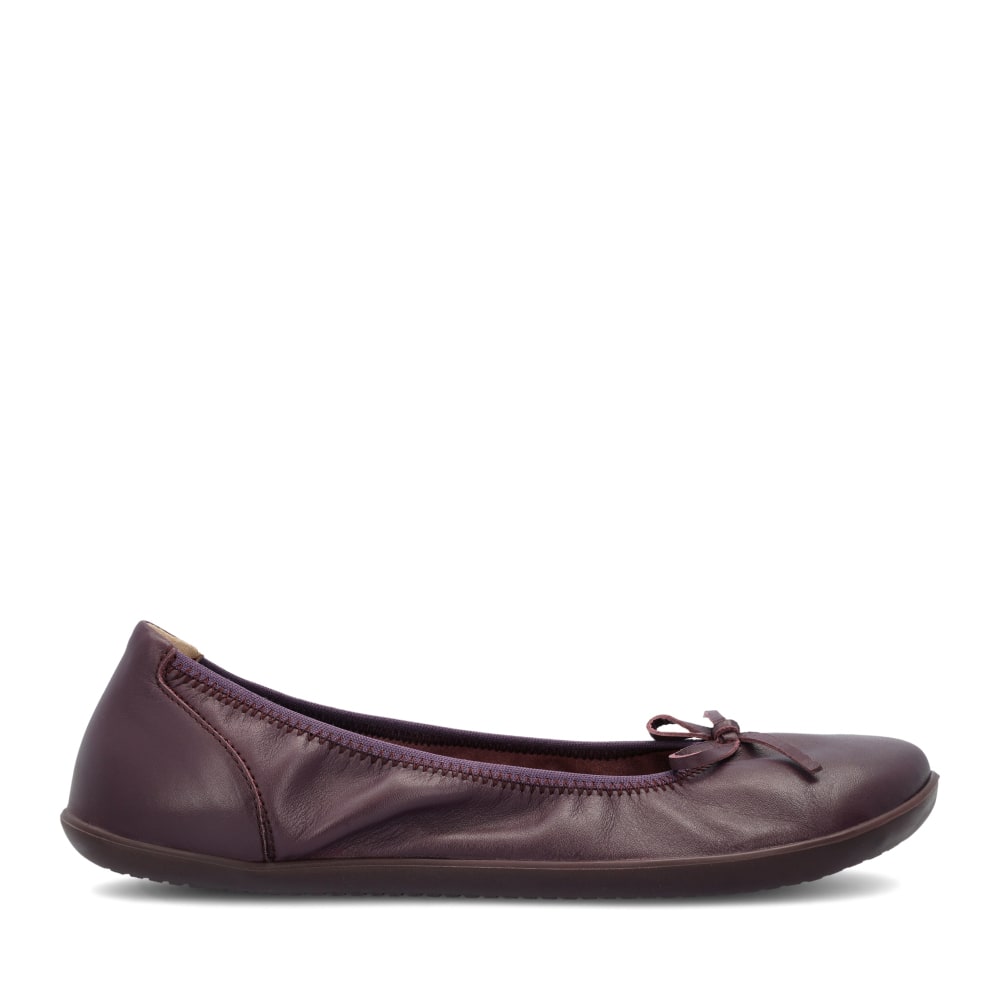 Dark Plum || Barefoot