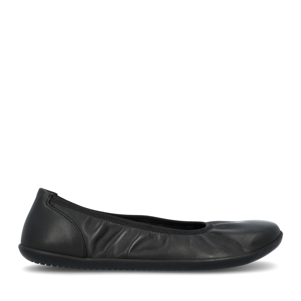 Black || Barefoot