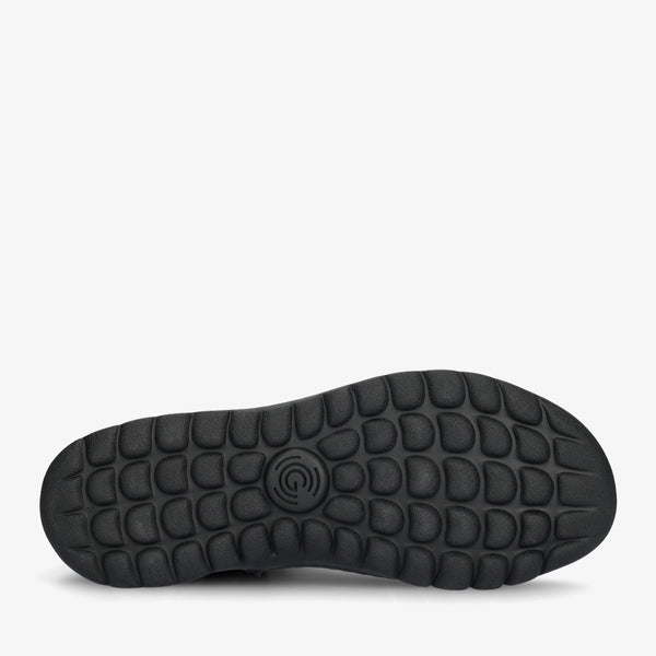 Black || Barefoot