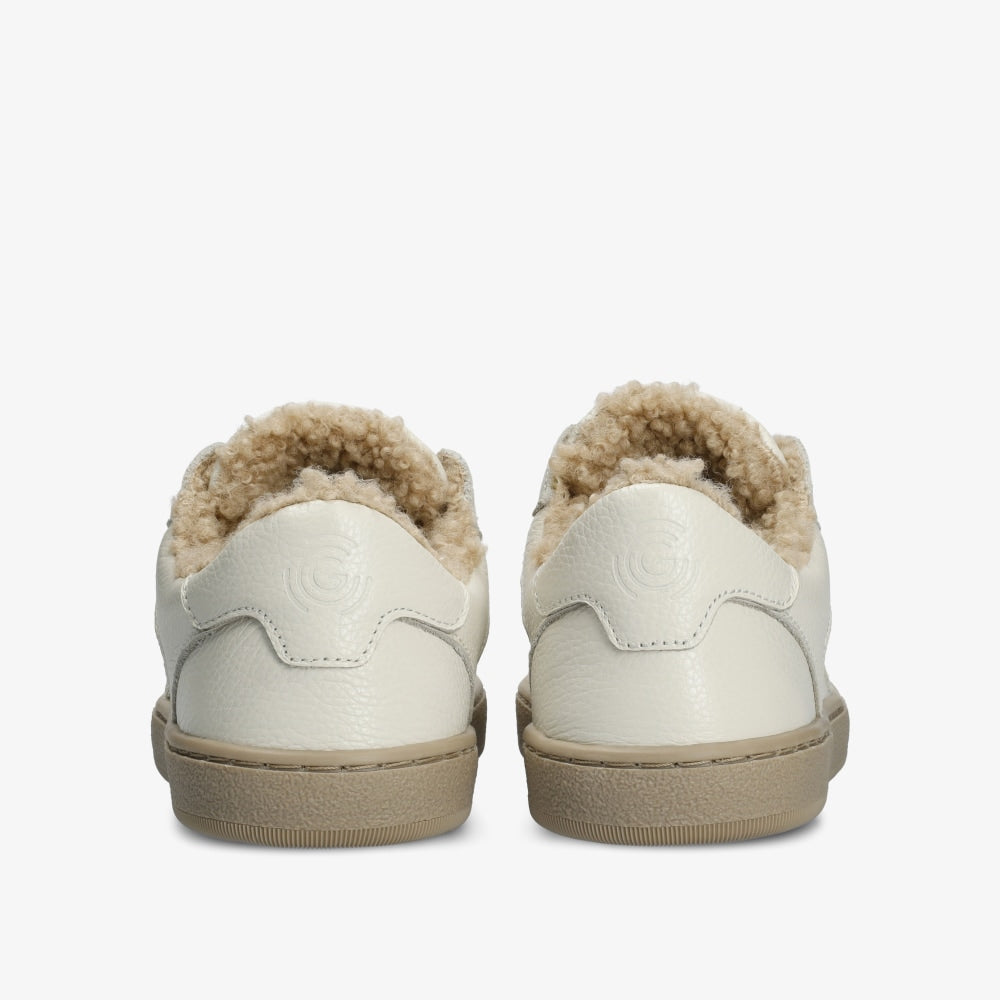 Off-White || Barefoot Light