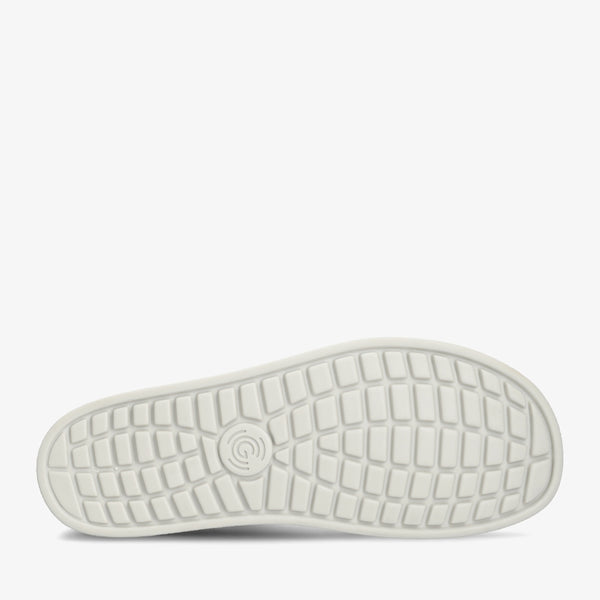 Teal/Off-White || Barefoot