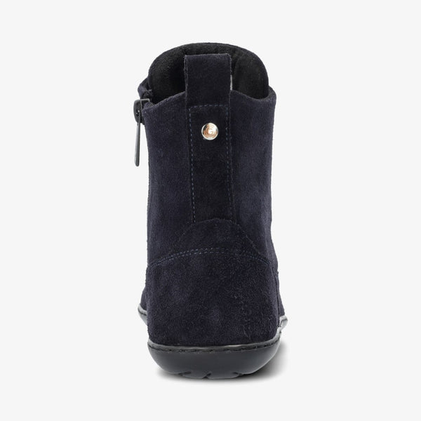 Blau || Barefoot