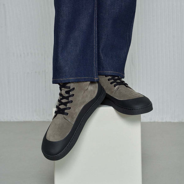 Grau/Schwarz || Barefoot