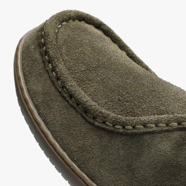 Khaki || Barefoot
