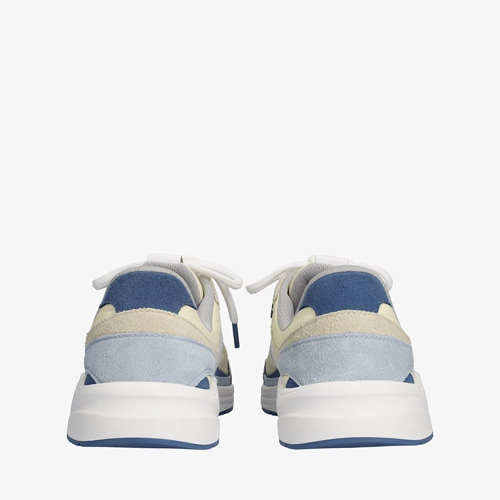Lemon Cream/Sky Blue || Barefoot