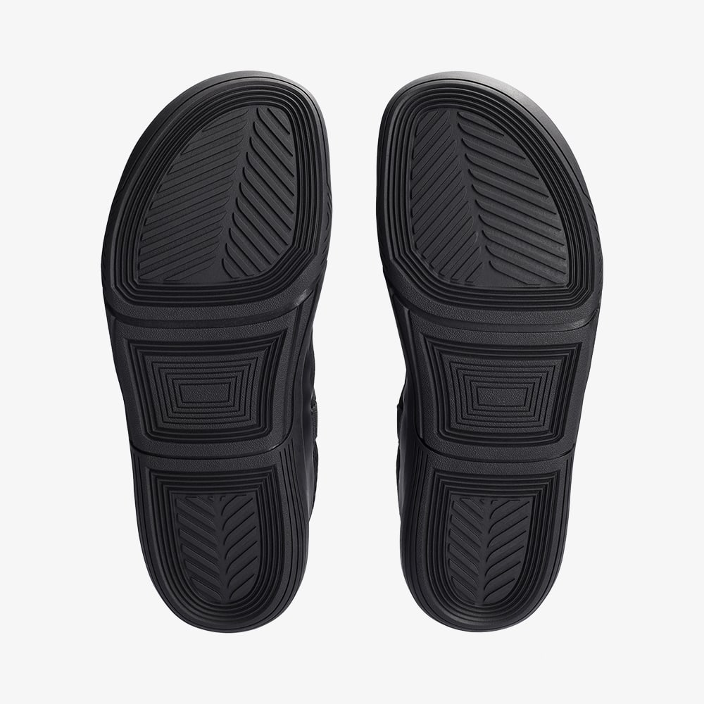 Black || Barefoot