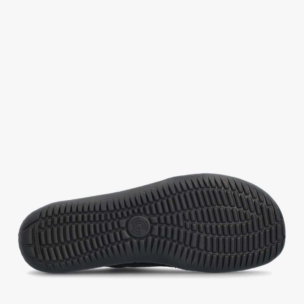 Black || Barefoot
