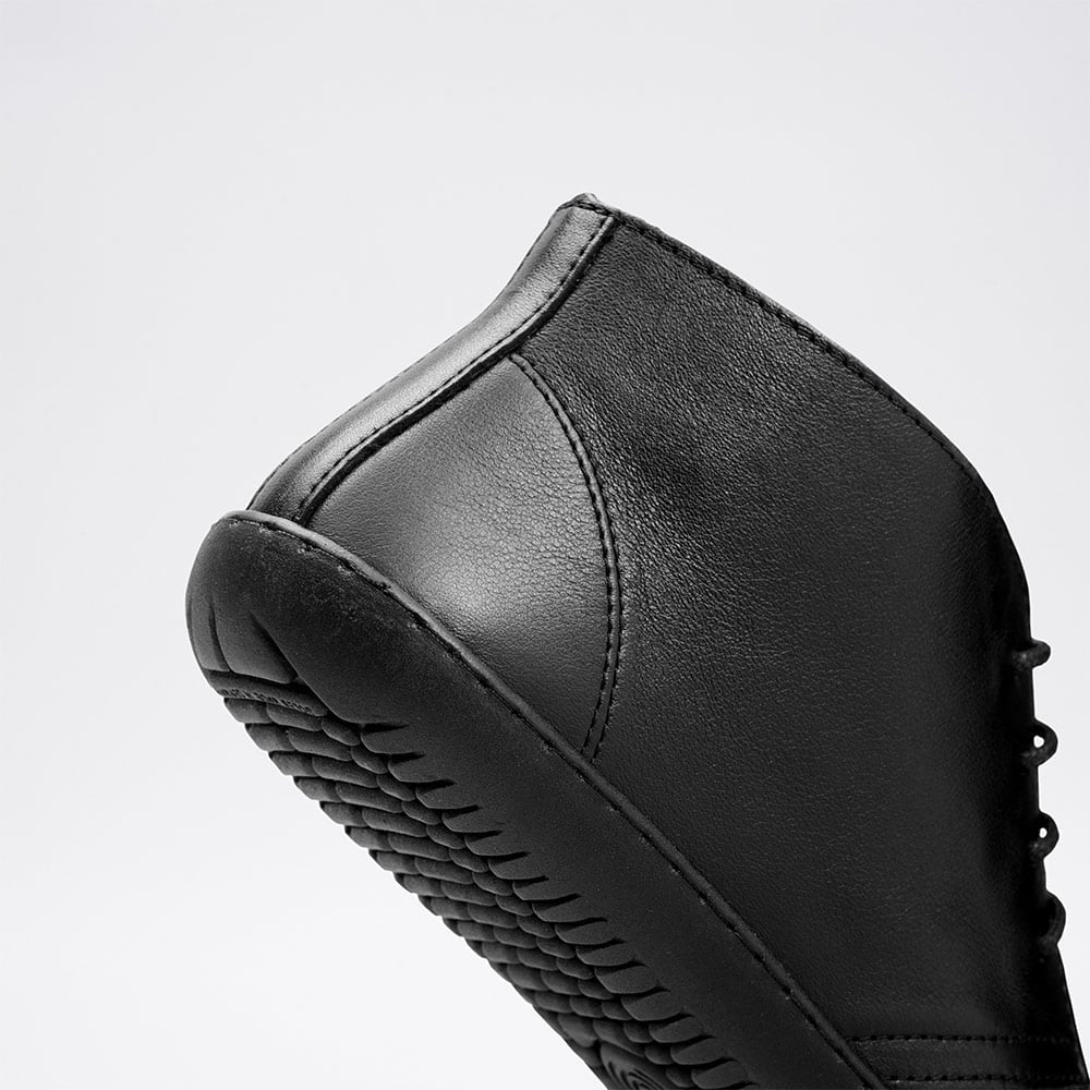 Negro || Barefoot