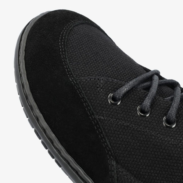 Schwarz || Barefoot+