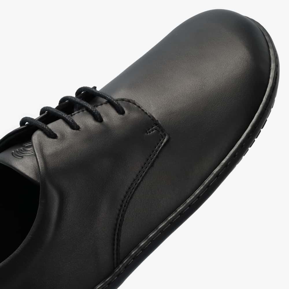 Schwarz || Barefoot+