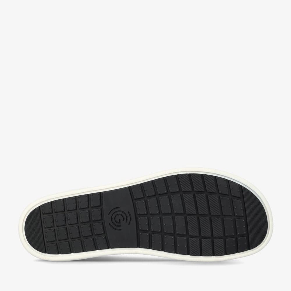 Weiß || Barefoot