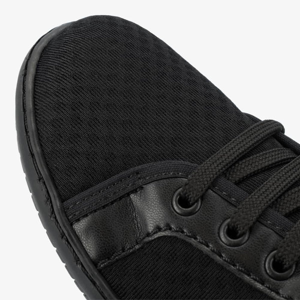 Black || Barefoot