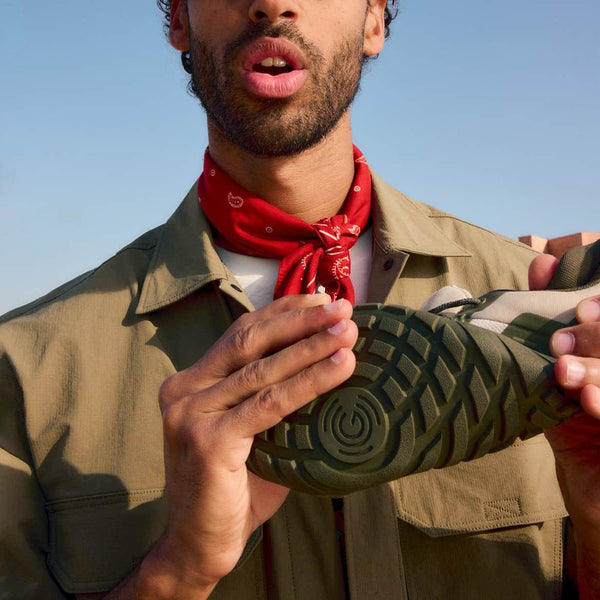 Khaki/Orange || Barefoot