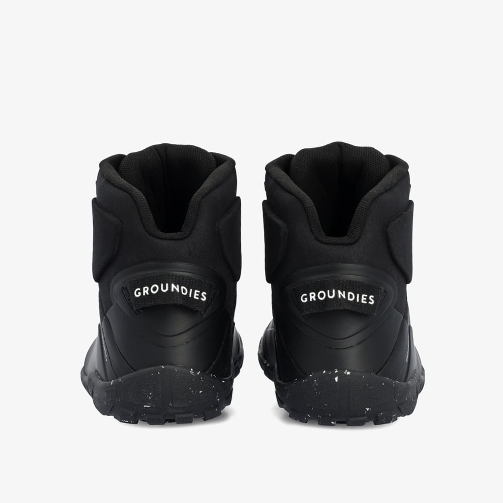 Black || Barefoot