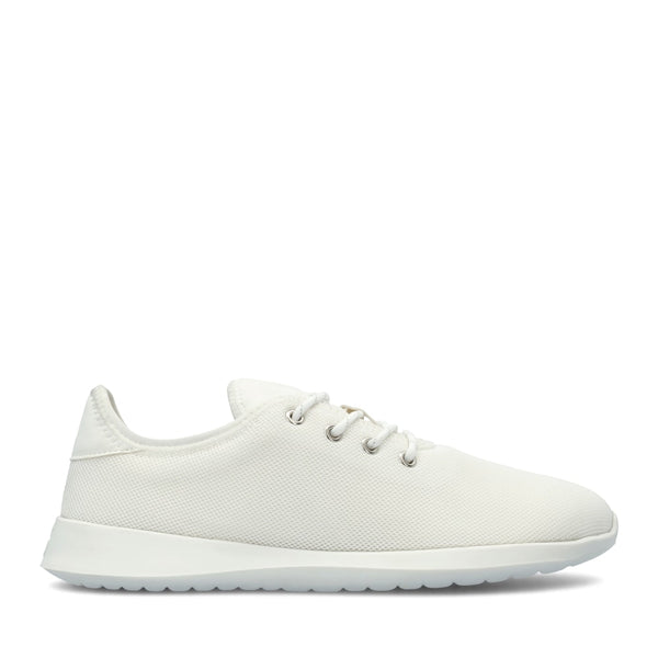 White || Barefoot
