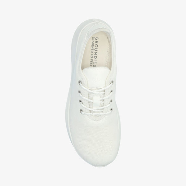White || Barefoot