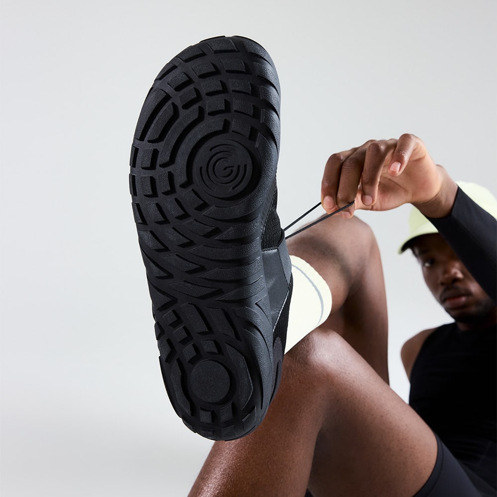 Black || Barefoot
