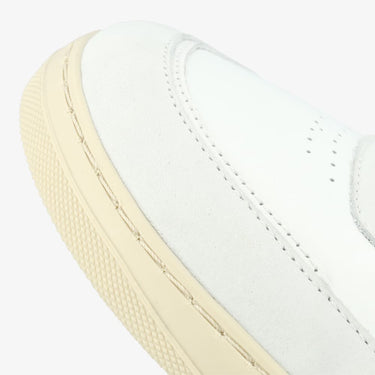 White/Black || Barefoot