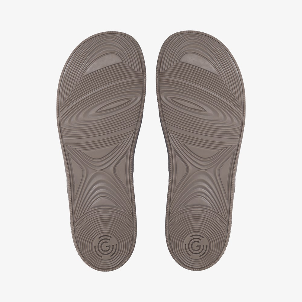 Stone/Sand || Barefoot