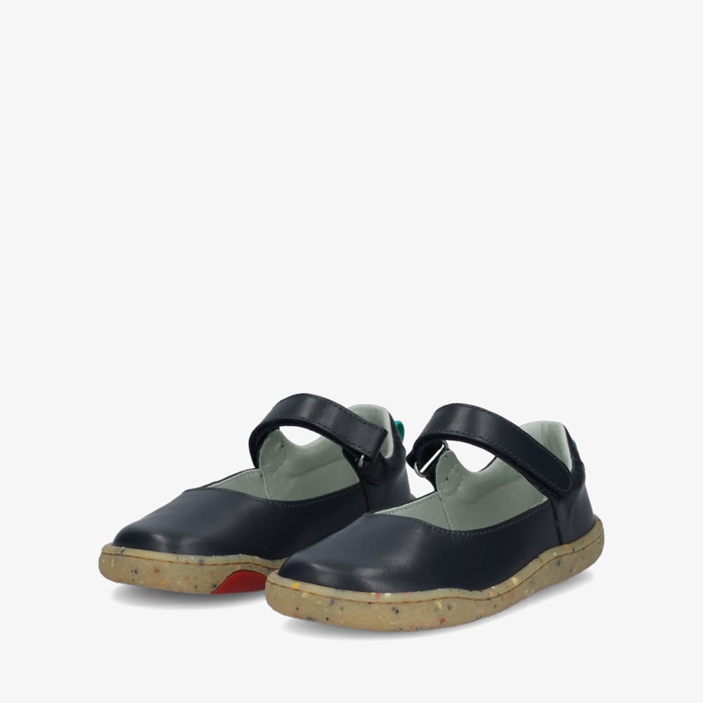 Blau || Barefoot