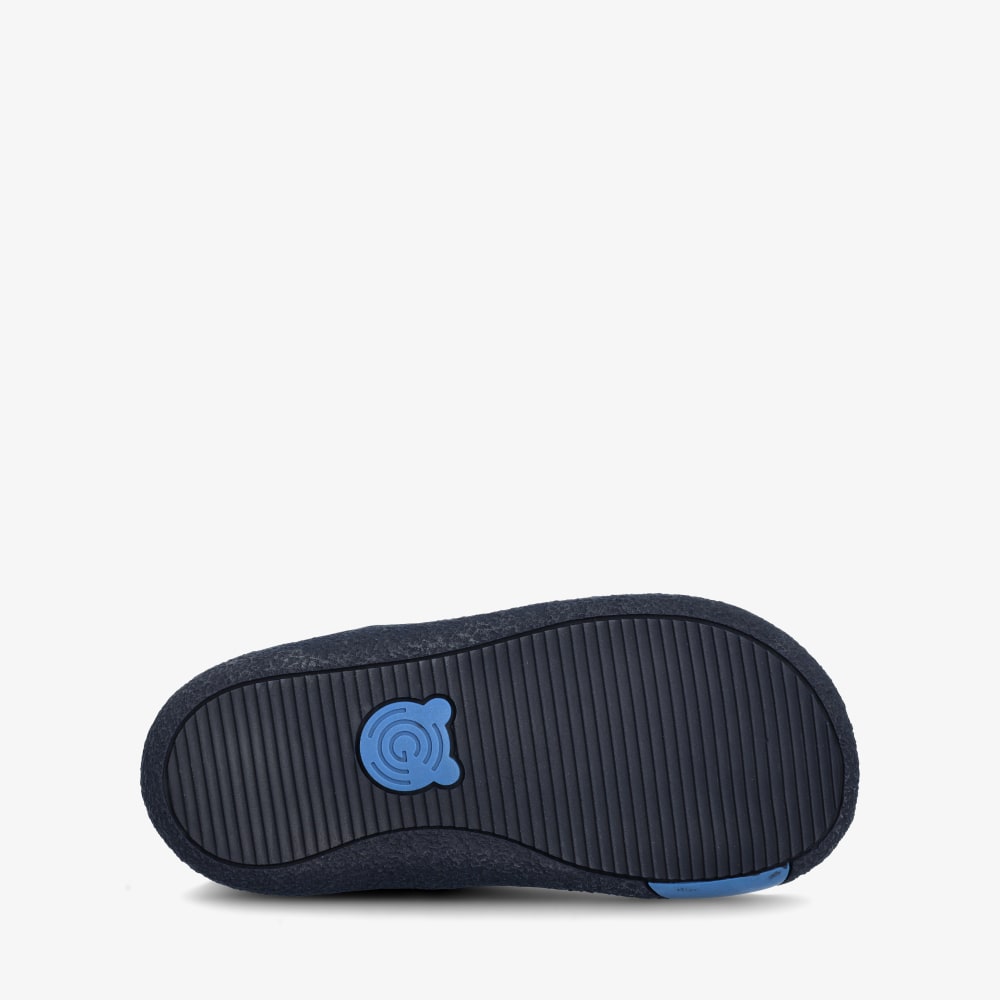 Blau || Barefoot