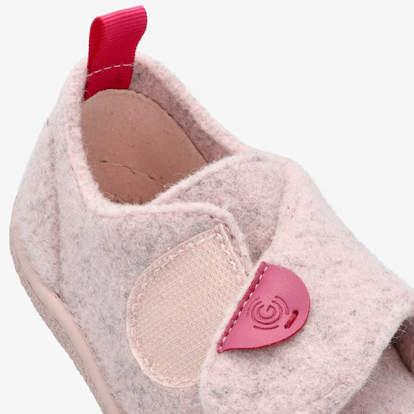 Pink || Barefoot
